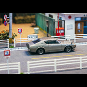 *PRE-ORDER* Nissan Skyline 2000GT-R (KPGC110) Silver (Chance of Chase Car), 1:64 Scale — image 3