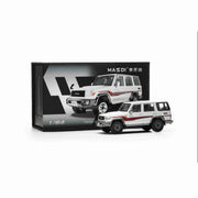 Toyota Land Cruiser LC76 1994, 1:64 Scale (White) — image 1