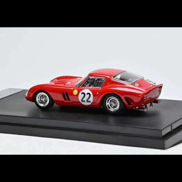*PRE-ORDER* Ferrari 250 GTO Rosso Corsa #22 Livery (Equipe Nationale Belge 1962 Le Mans 24 Hrs), 1:64 Scale (Red) — image 2