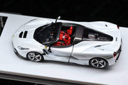 *PRE-ORDER* Laferrari Aperta (F150) Bianco, 1:64 Scale (White) — image 2