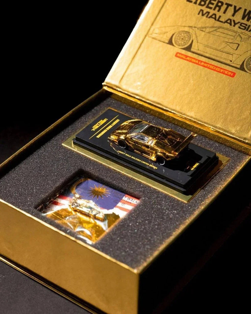 *PRE-ORDER* Liberty Walk x INNO64 Lamborghini Countach (Chrome Gold), 1:64 Scale — image 1