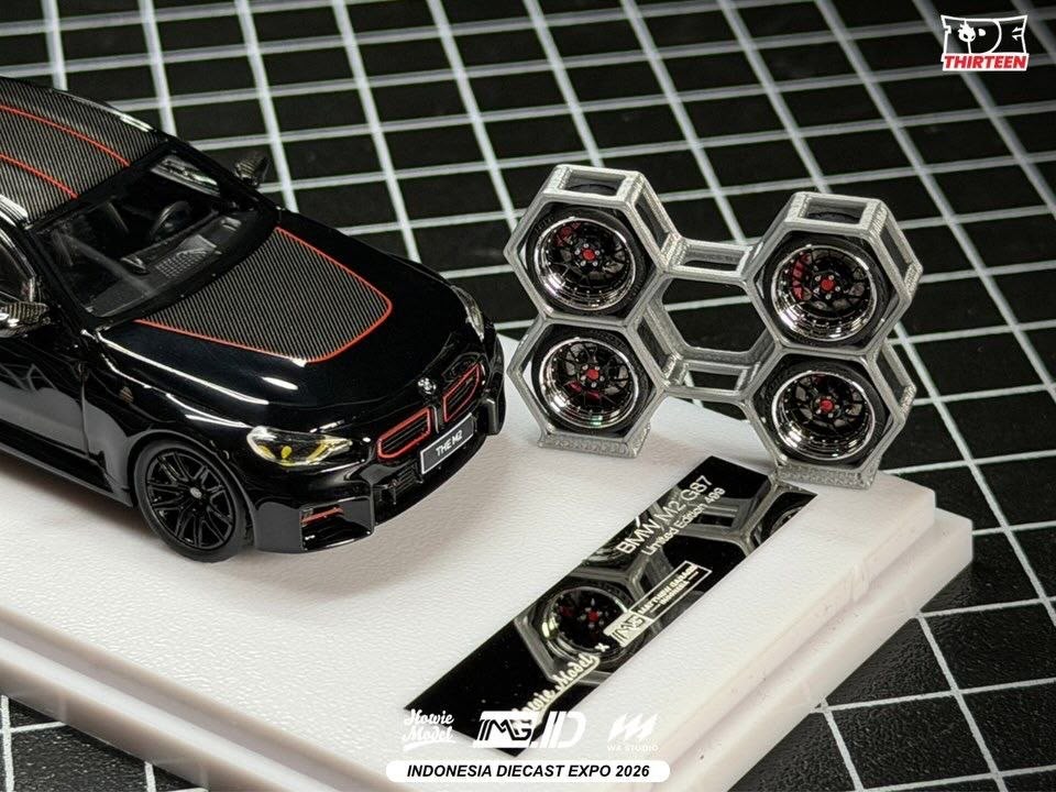 *IDE 2026* BMW M2 G87 Coupe (Black Metallic/Carbon with Red Details) Limited to 499pcs, 1:64 Scale — image 2