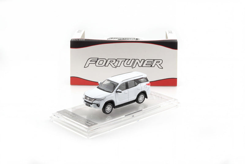 *PRE-ORDER* Diecast Toyota Fortuner (Limited to 499pcs) 2018, 1:64 Scale (White) — image 1