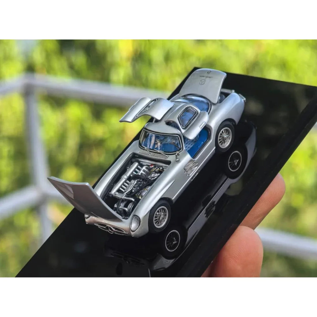 *PRE-ORDER*Mercedes-Benz 300 SLR Uhlenhaut Coupé (W196S) Silver with Blue Interior (Openable Doors, Hood & Visible Engine), 1:64 Scale — image 2