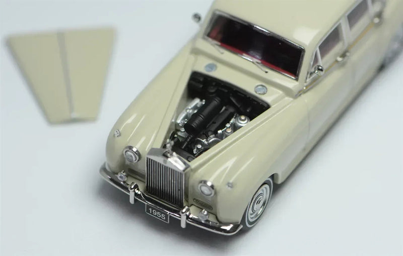 Rolls Royce Silver Cloud 1955, 1:64 Scale (Ivory) — image 1