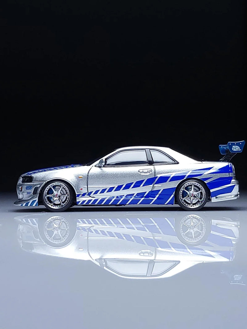 Nissan GTR R34 (Limited to 999pcs) Silver with Blue Lines, 1:64 Scale — image 1