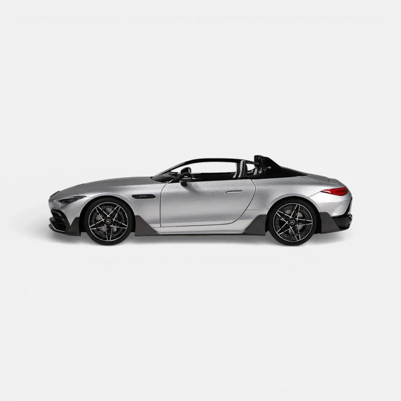 Mercedes-AMG PureSpeed, 1:18 Scale (Silver) — image 2