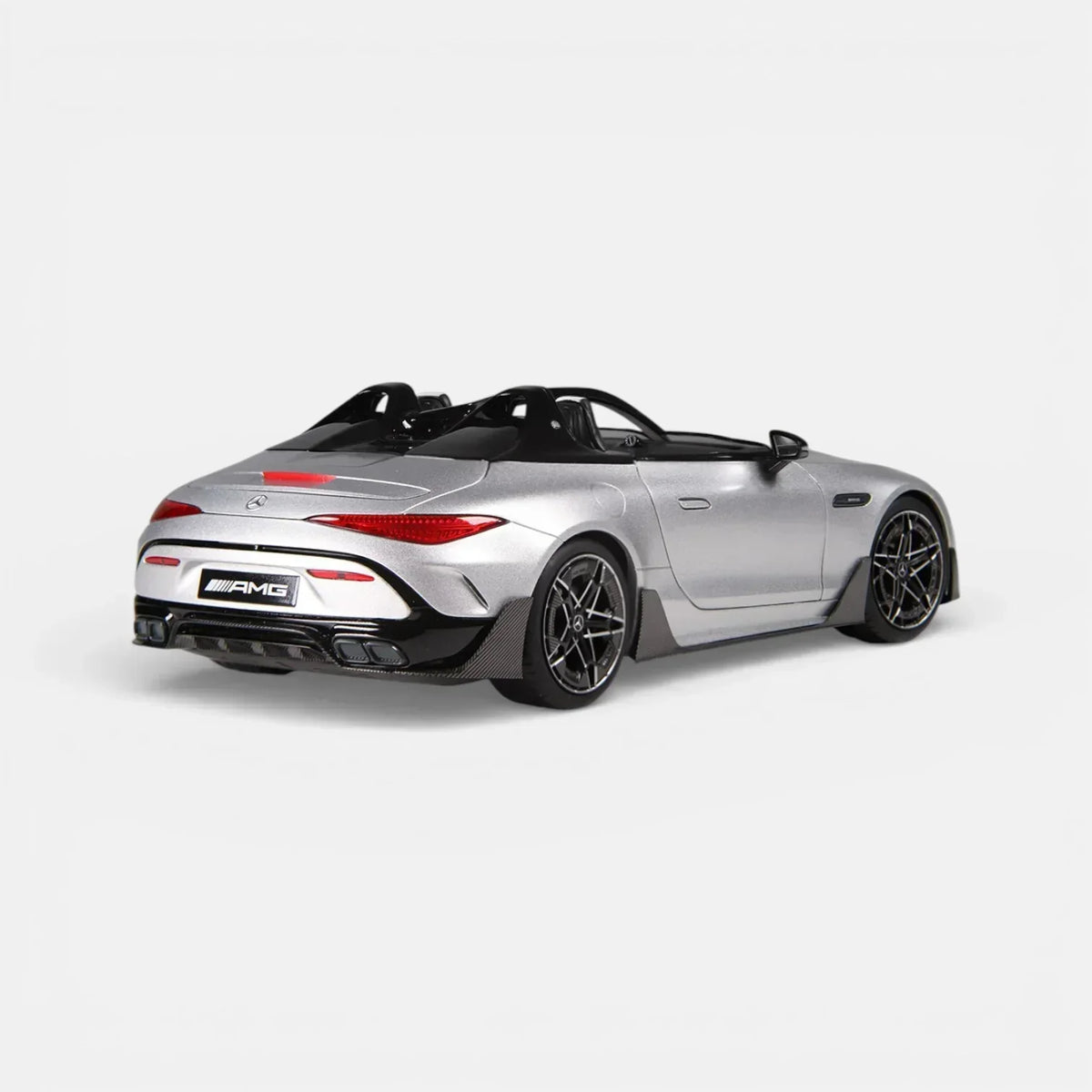 Mercedes-AMG PureSpeed, 1:18 Scale (Silver) — image 5