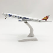 AUSTRAL AIR Boeing777 Model Airplanes, 1:200 Scale — image 1