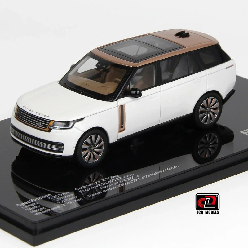 Land Rover Range Rover SV SERENITY, 1:43 Scale (White) — image 1