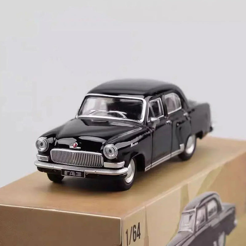 GAZ-21 Volga, 1:64 Scale (Black) — image 2