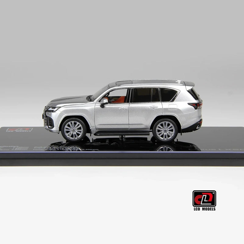 LEXUS LX600, 1:43 Scale (Silver) — image 2