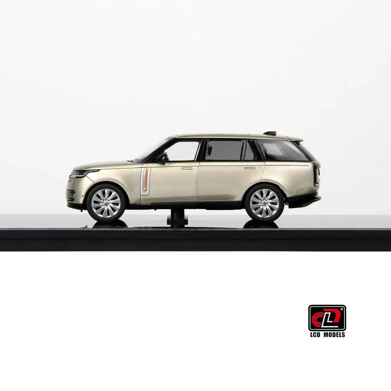 Land Rover Range Rover SV SERENITY, 1:43 Scale (Gold) — image 2