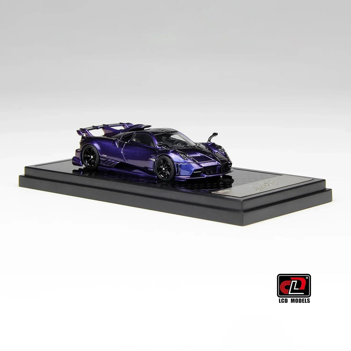 Pagani Imola Coupe, 1:64 Scale (Chameleon) — image 3