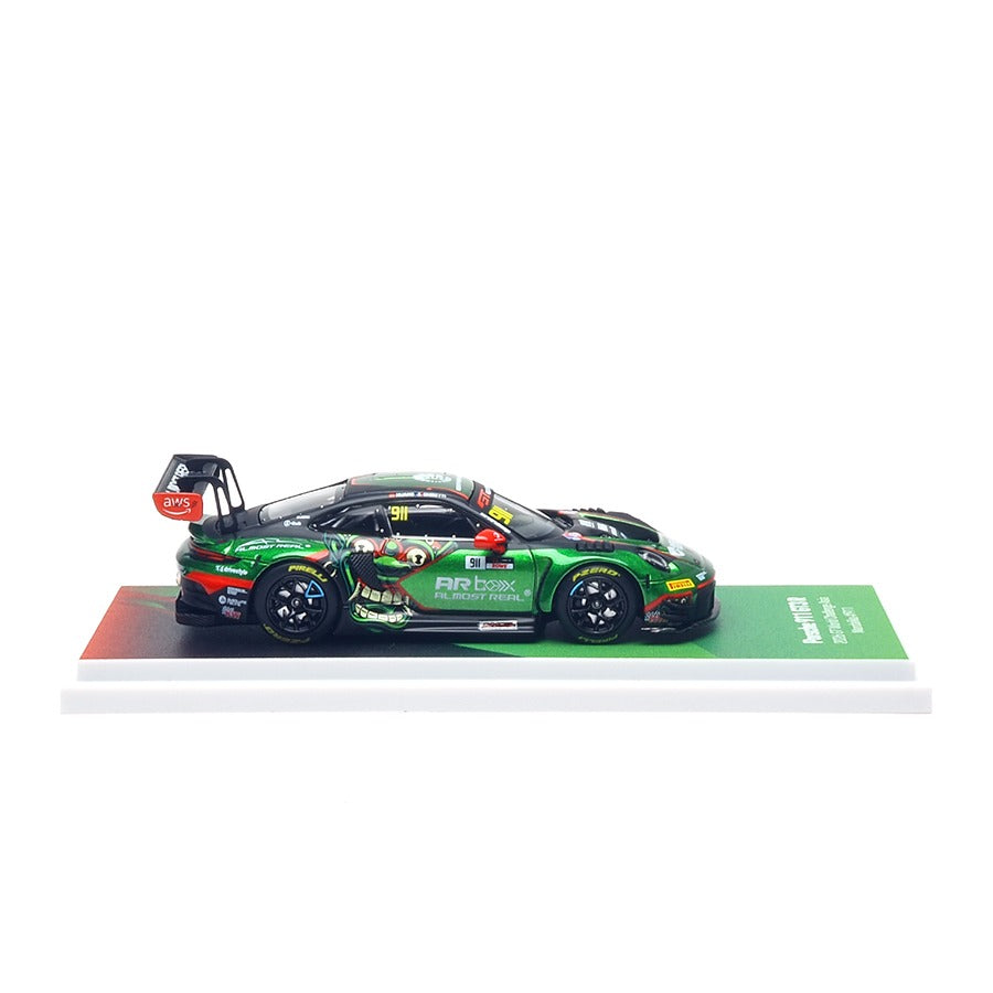 Porsche diecast 911 GT3 R 2026 GT World Challenge Asia Mandalika #911, 1:64 Scale — image 4