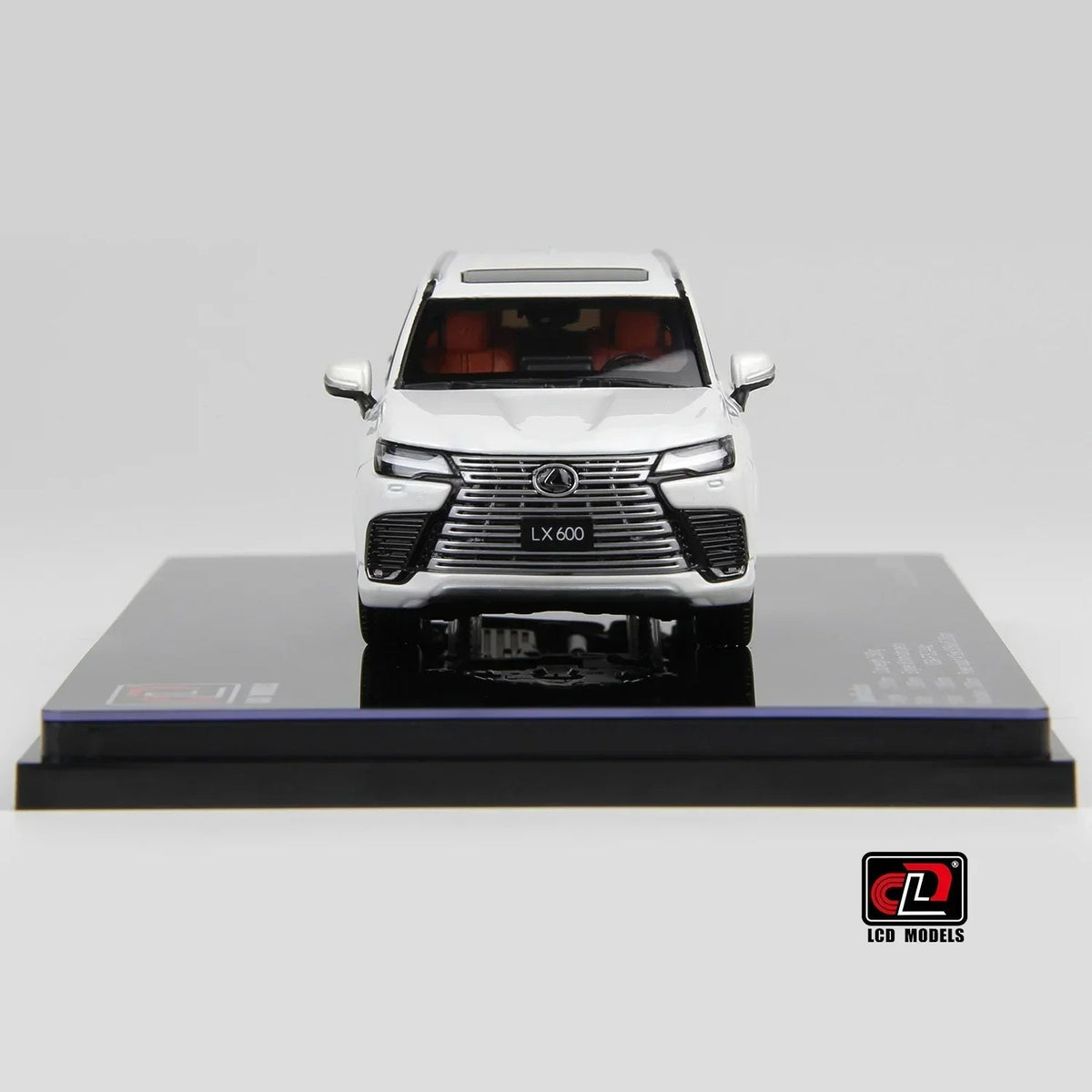 LEXUS LX600, 1:43 Scale (White) — image 3