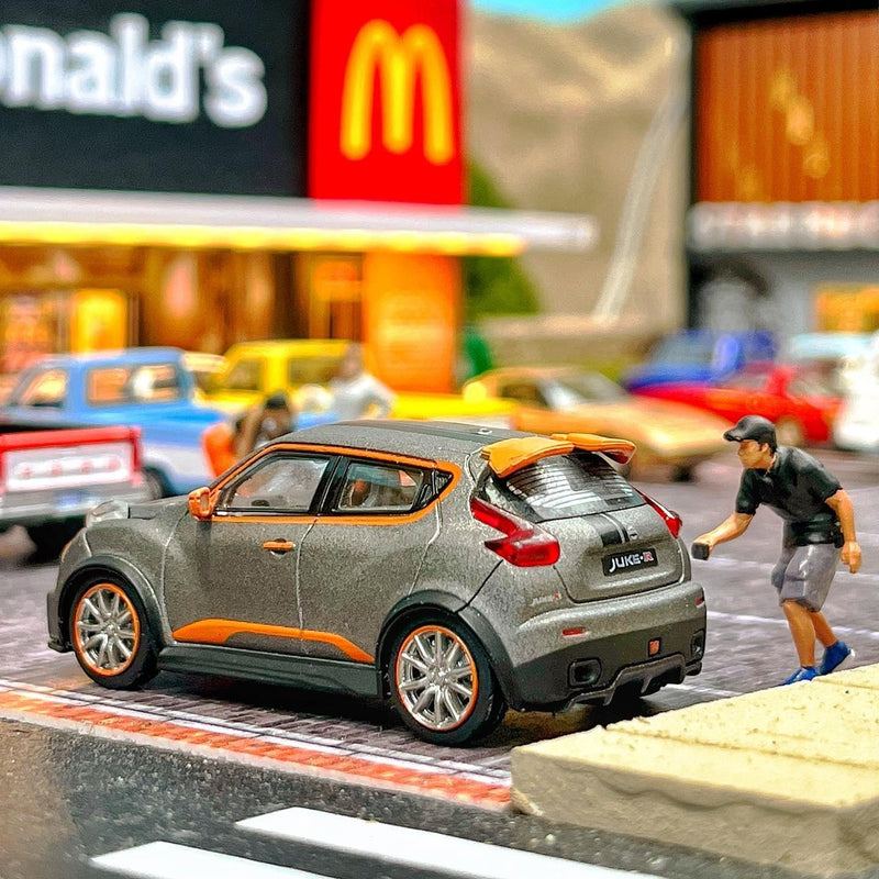 *PRE-ORDER* Nissan Juke-R, 1:64 Scale (Titanium Grey with Black Stripes) — image 2