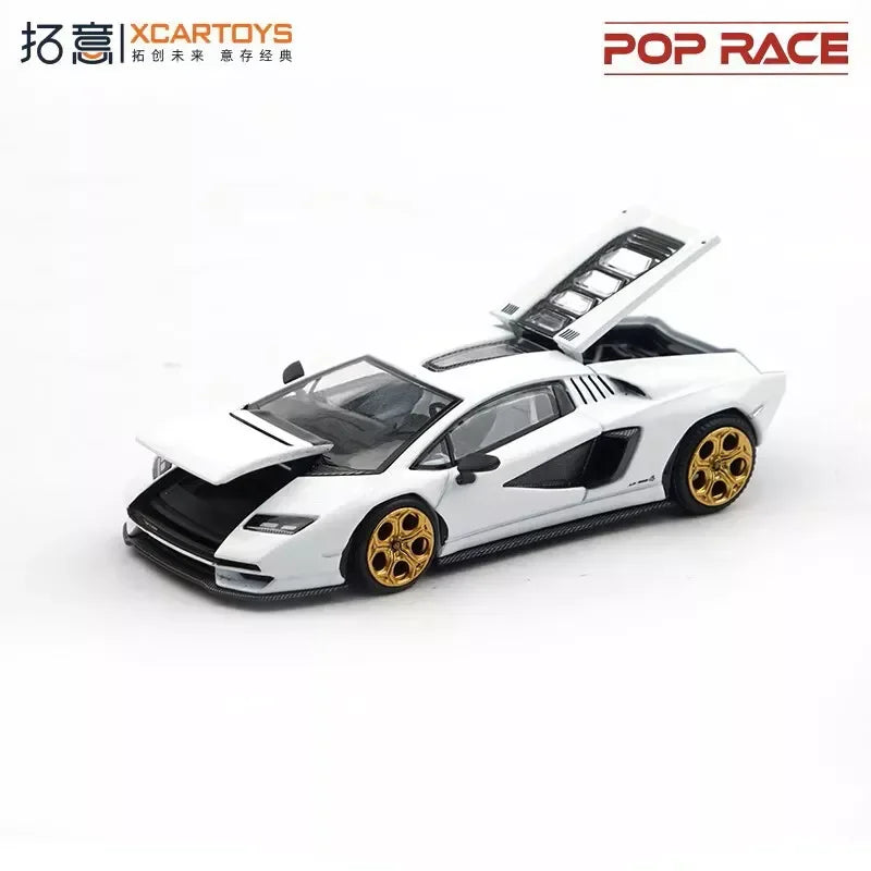 Lamborghini Countach LPI 800-4, 1:64 Scale — image 2