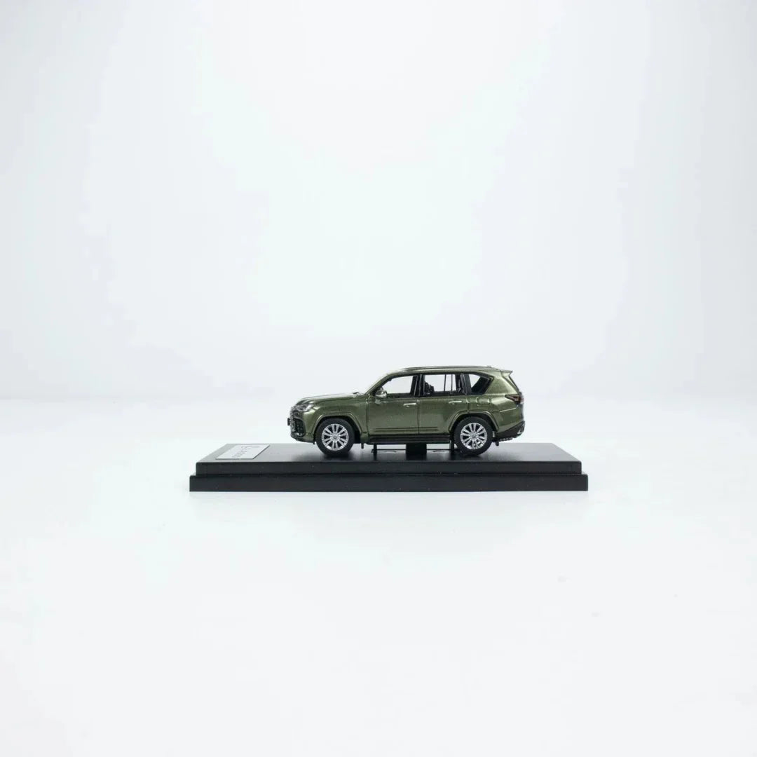 Lexus LX600, 1:64 Scale (Nori Green) — image 2