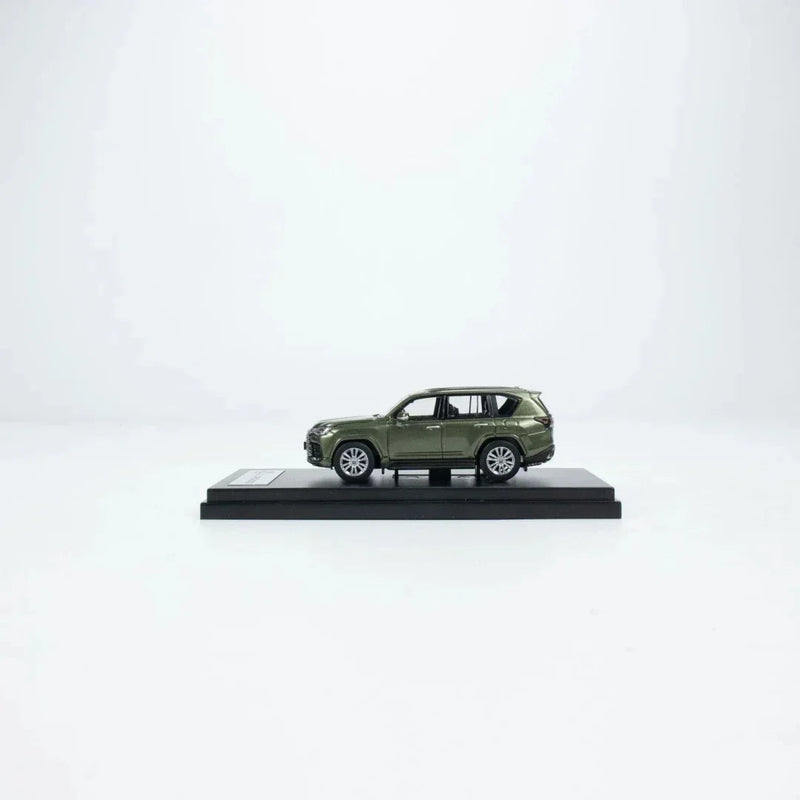 Lexus LX600, 1:64 Scale (Nori Green) — image 2