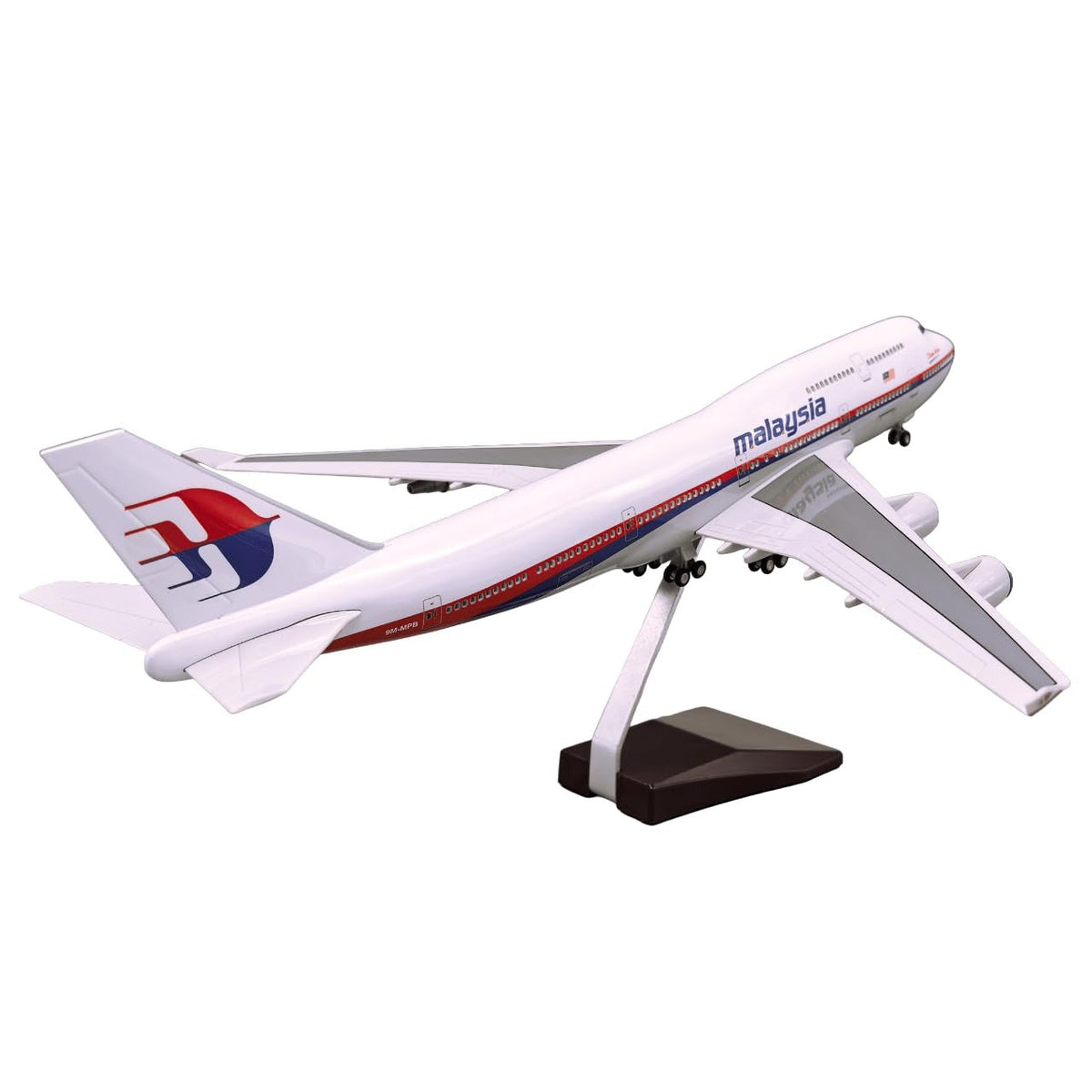 Malaysia Airlines, 1:150 Scale — image 2