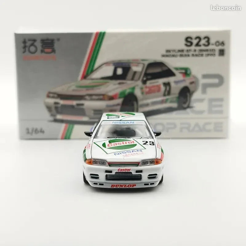 Skyline GT-R (BNR32) Macau Guia Race 1990 #23, 1:64 Scale — image 3