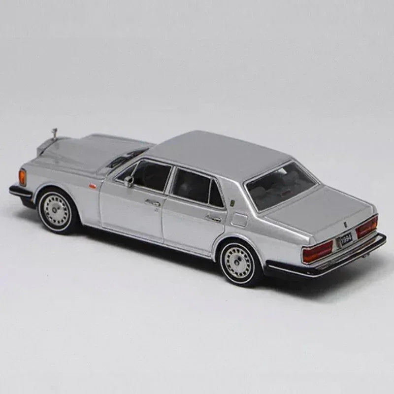Rolls Royce Silver Spur III Limited to 300 1994, 1:64 Scale (Silver) — image 2